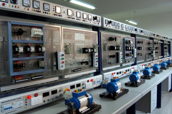 電氣控制：4U機(jī)架式工控機(jī)選型解決案例